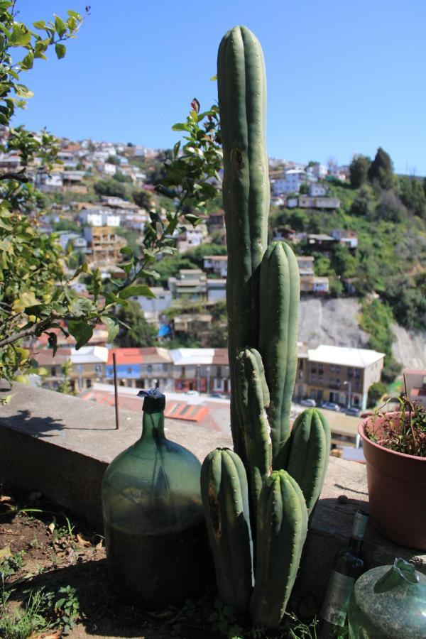Brons Valparaiso
